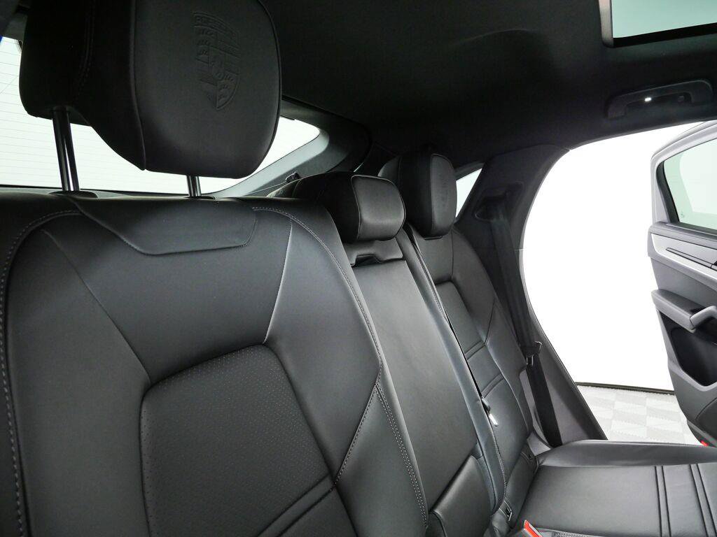 New 2026 Porsche Cayenne S AWD/4WD image 24