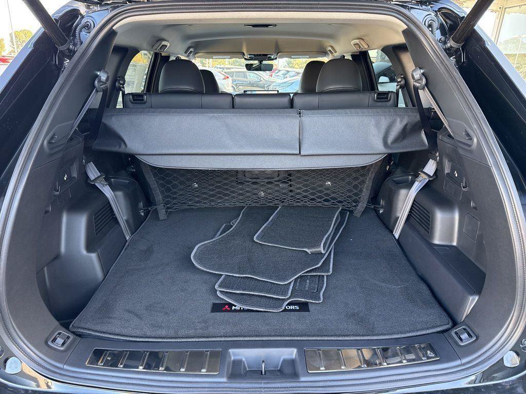 New 2026 Mitsubishi Outlander SE FWD image 27