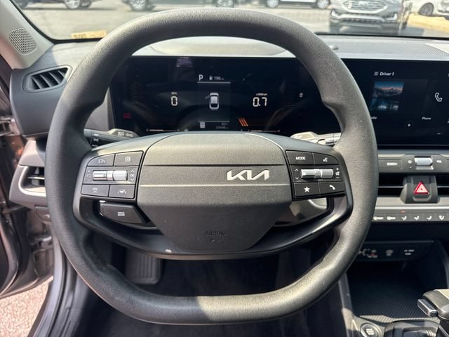 Used 2025 Kia K4 FWD image 19