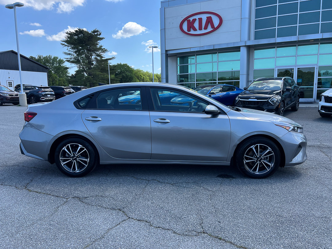 Used 2023 Kia Forte LXS FWD image 6