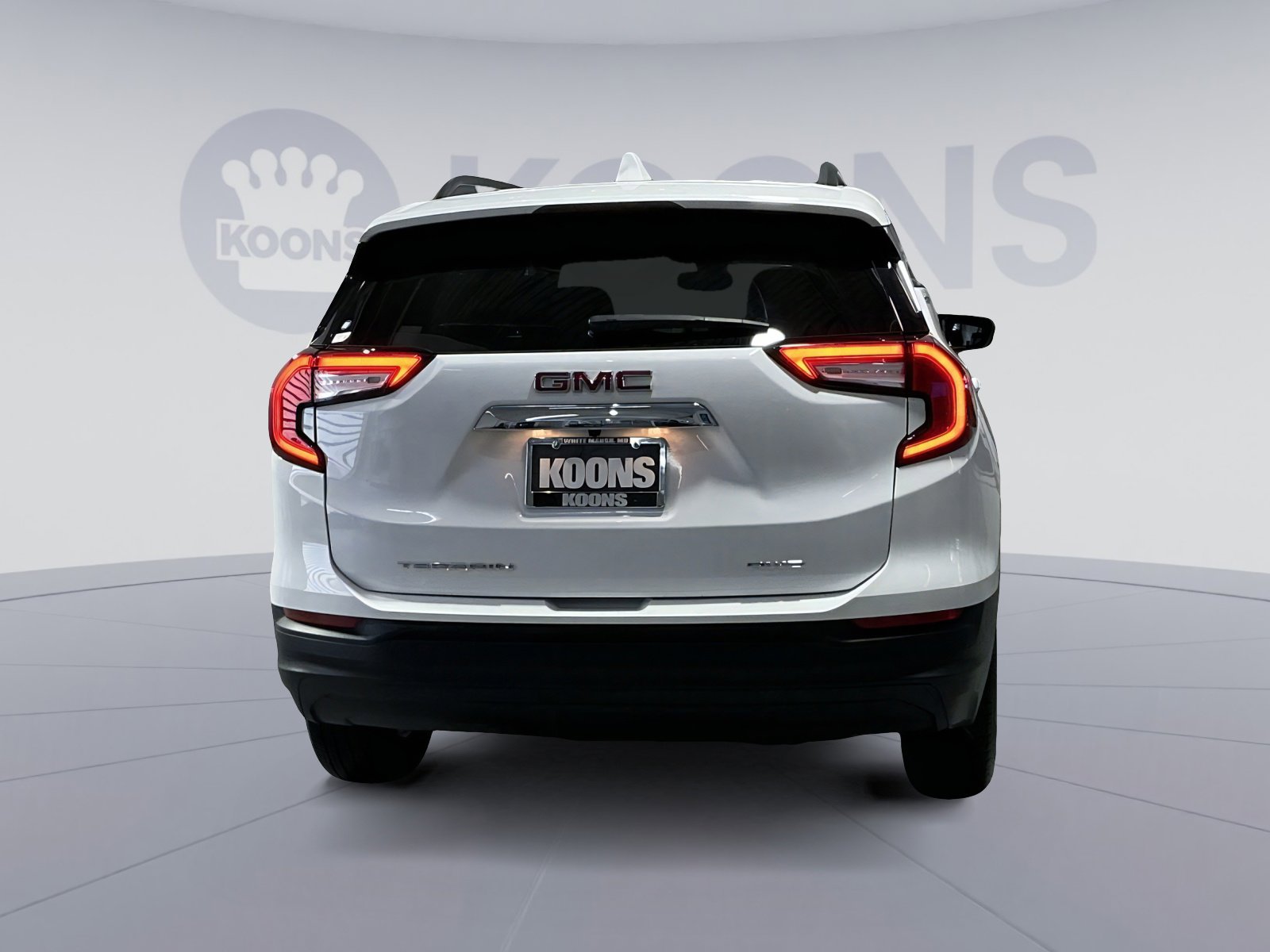 Used 2022 GMC Terrain SLE w/ Driver Convenience Package image 15