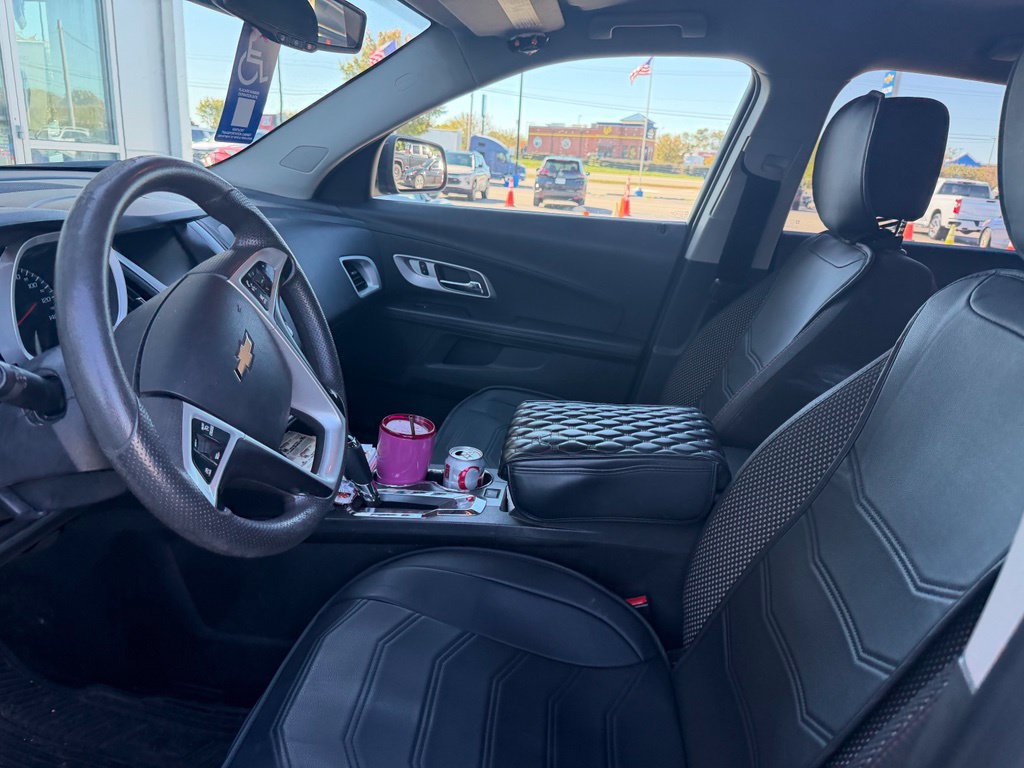 Used 2017 Chevrolet Equinox LT FWD image 5