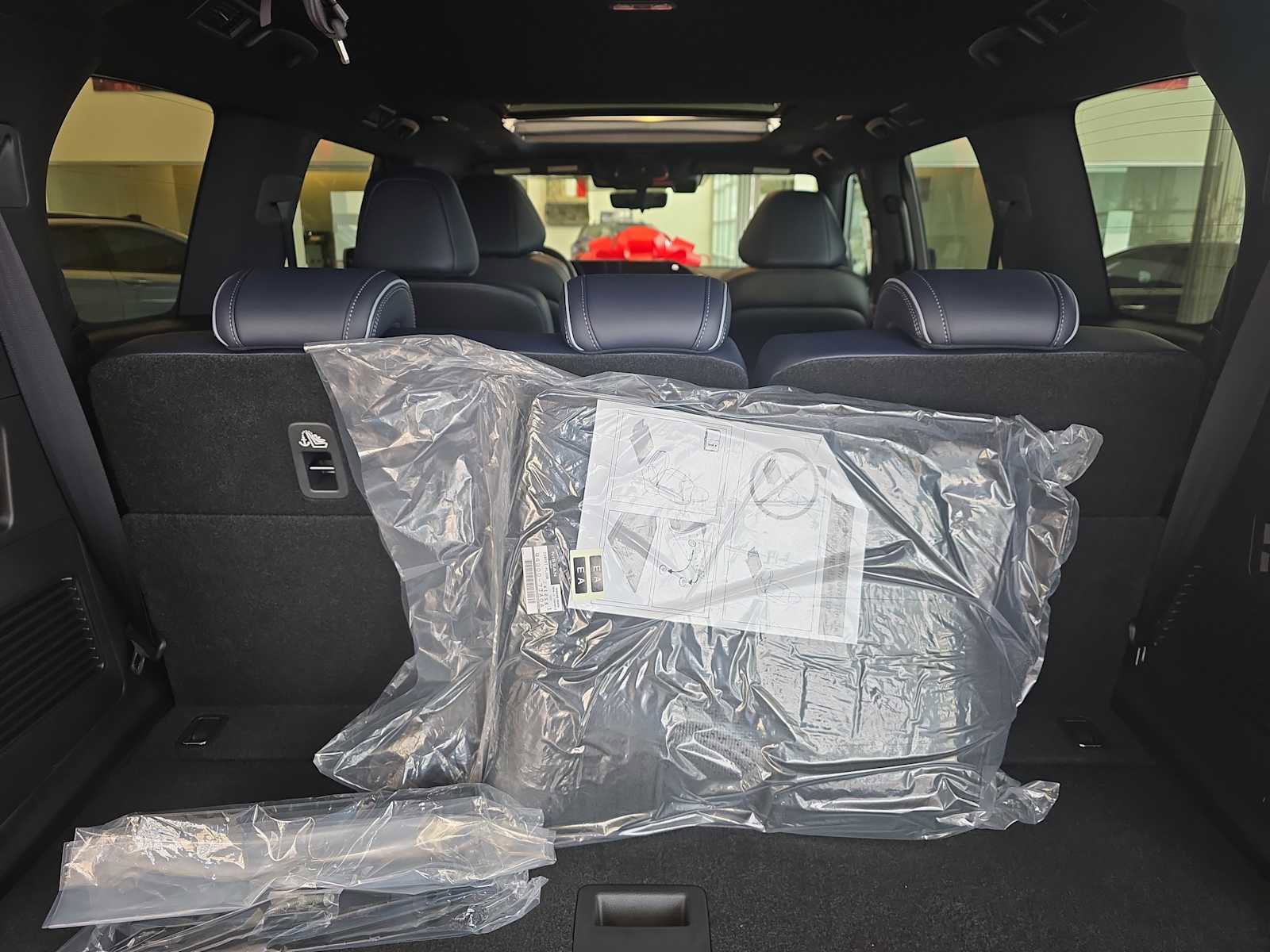 New 2026 INFINITI QX80 4WD w/ Sport Exterior Package image 14