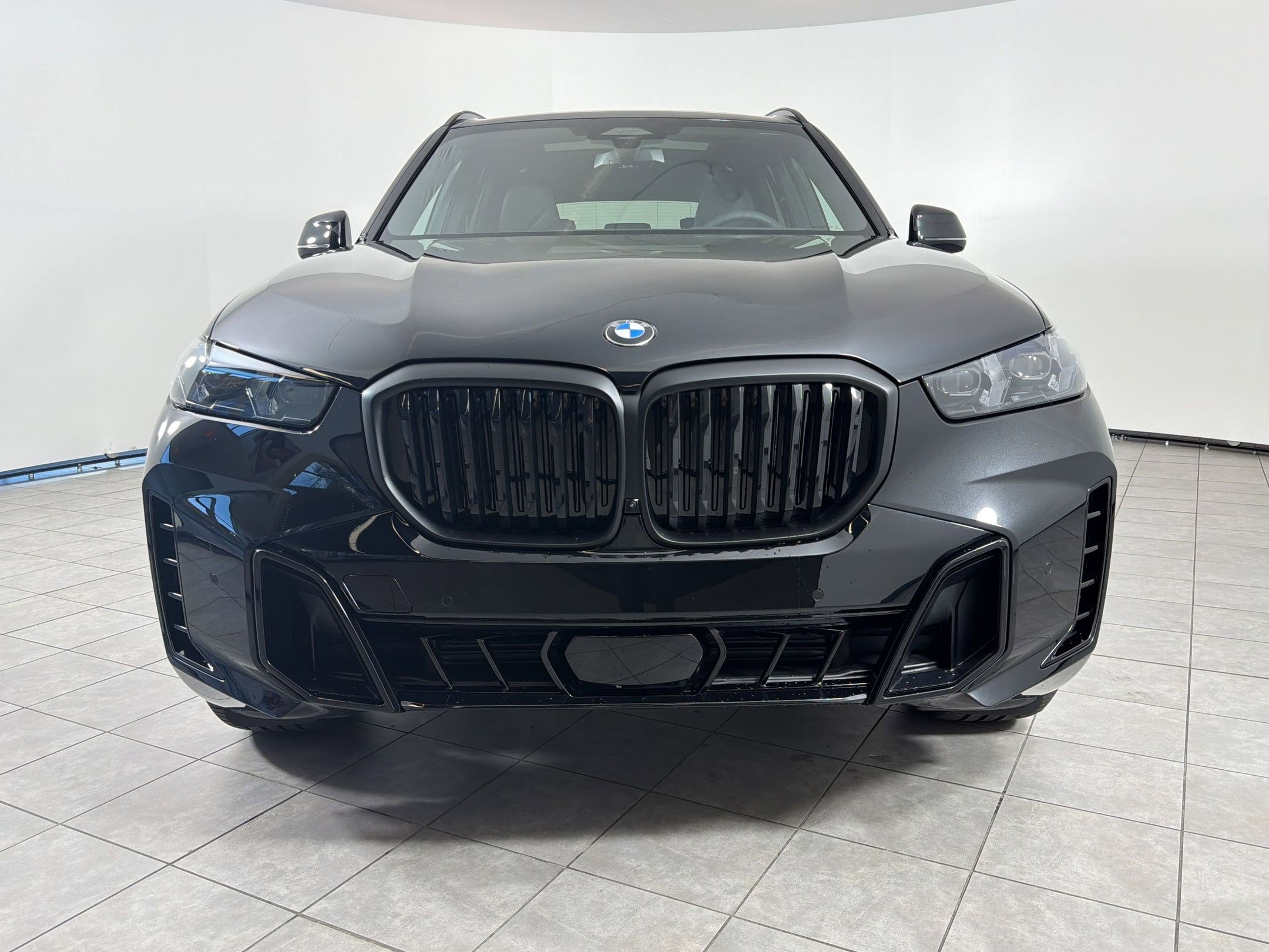 New 2026 BMW X5 xDrive40i w/ M Sport Package AWD/4WD image 6