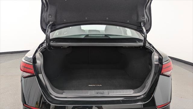Used 2025 Nissan Sentra SV image 18