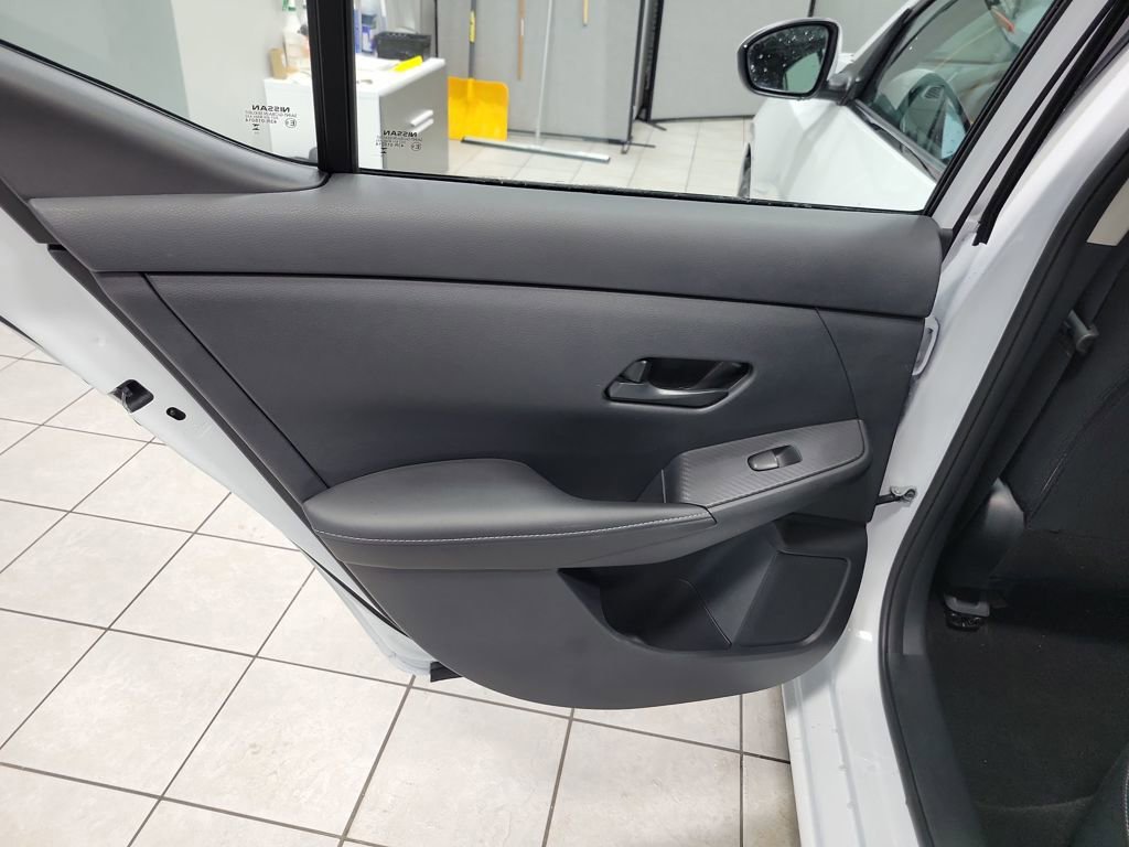 Used 2025 Nissan Sentra SV image 23