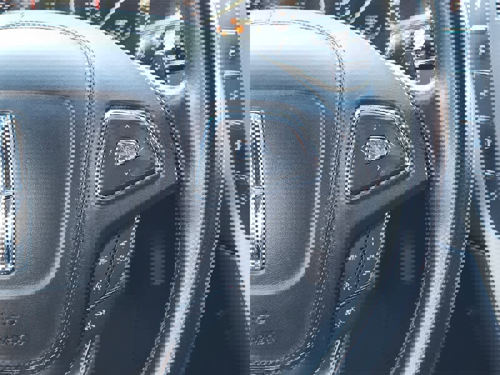 Used 2019 Lincoln MKZ Reserve image 28