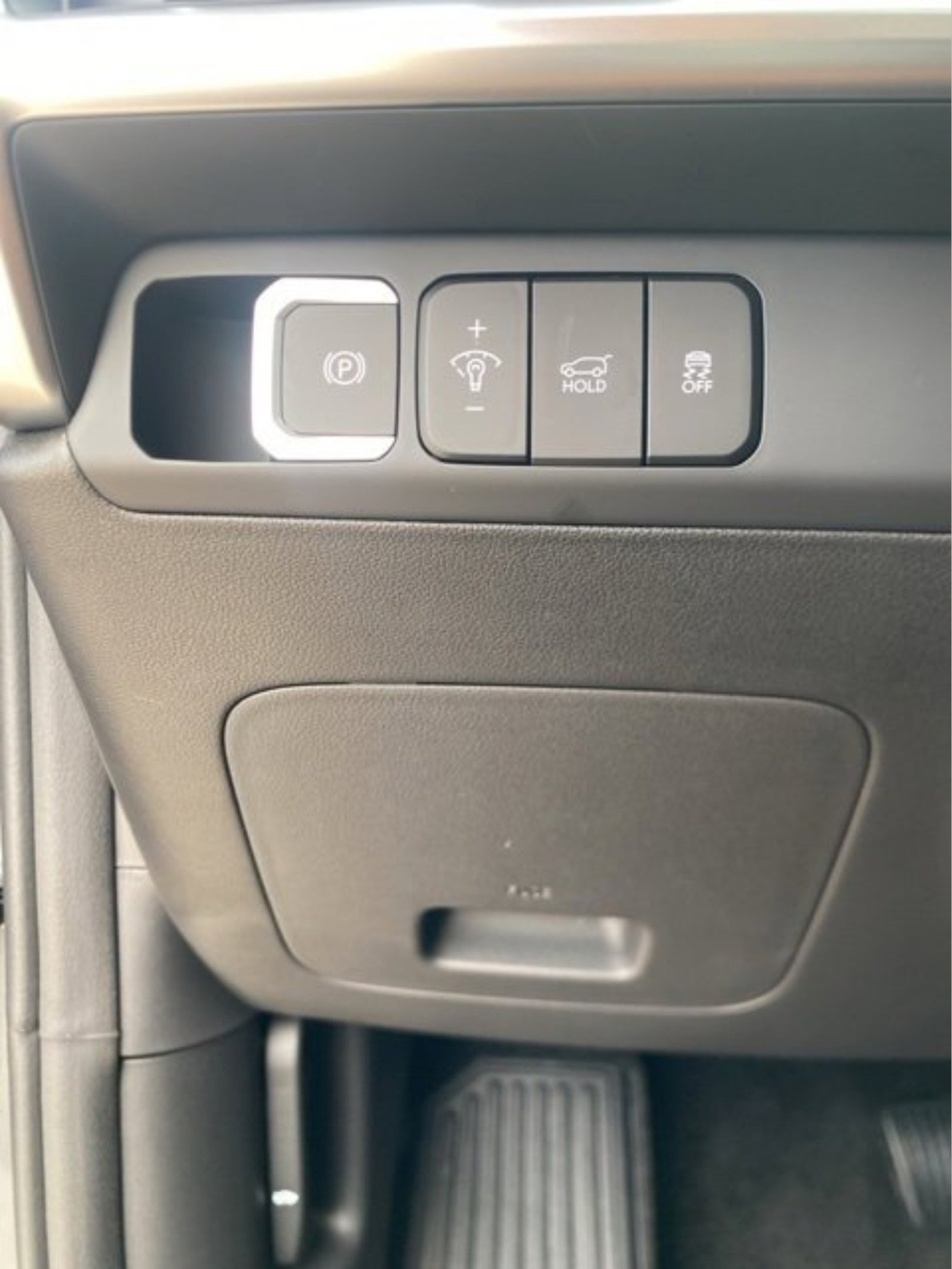 Used 2025 Hyundai Santa Fe SEL FWD image 18
