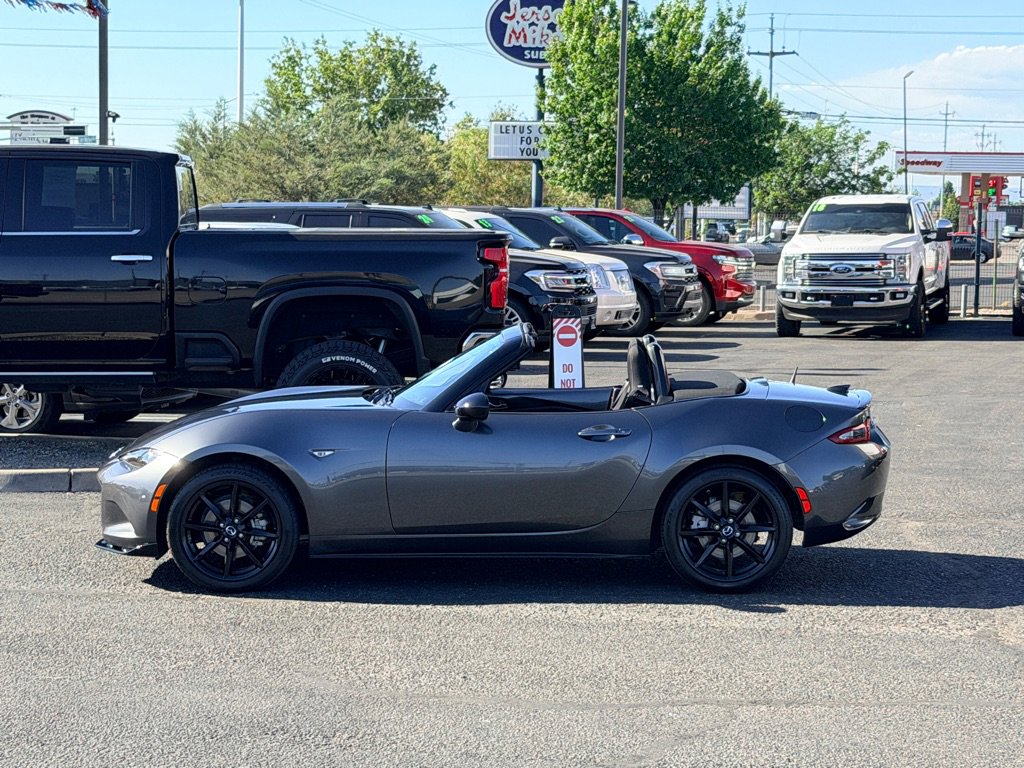 Used 2019 MAZDA MX-5 Miata Club RWD image 33