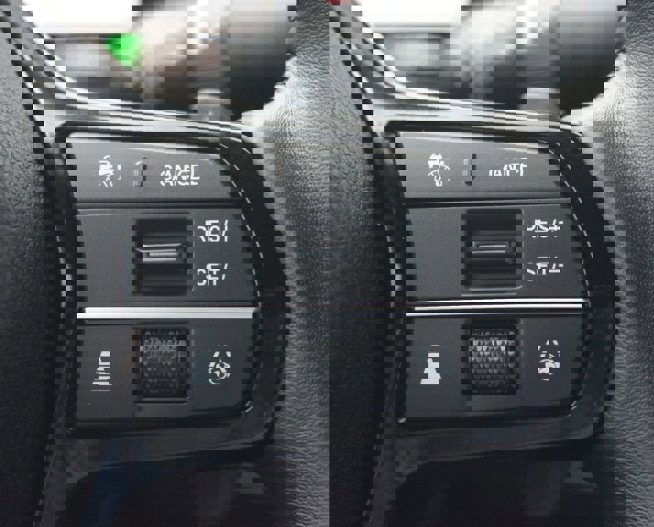 Used 2023 Honda Accord Touring image 11