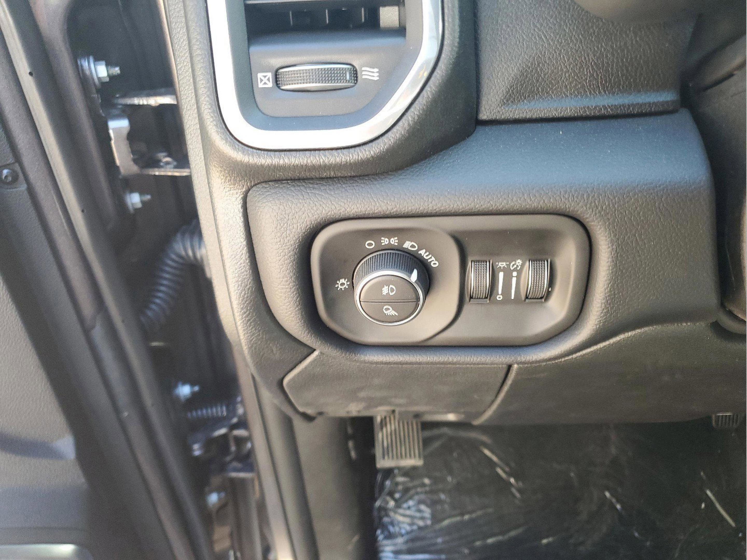 New 2026 RAM 2500 Laramie image 13