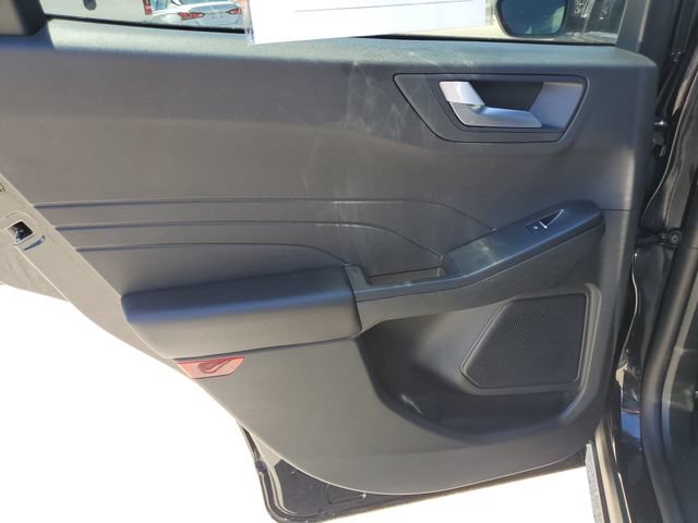 Used 2025 Ford Escape ST-Line FWD image 15