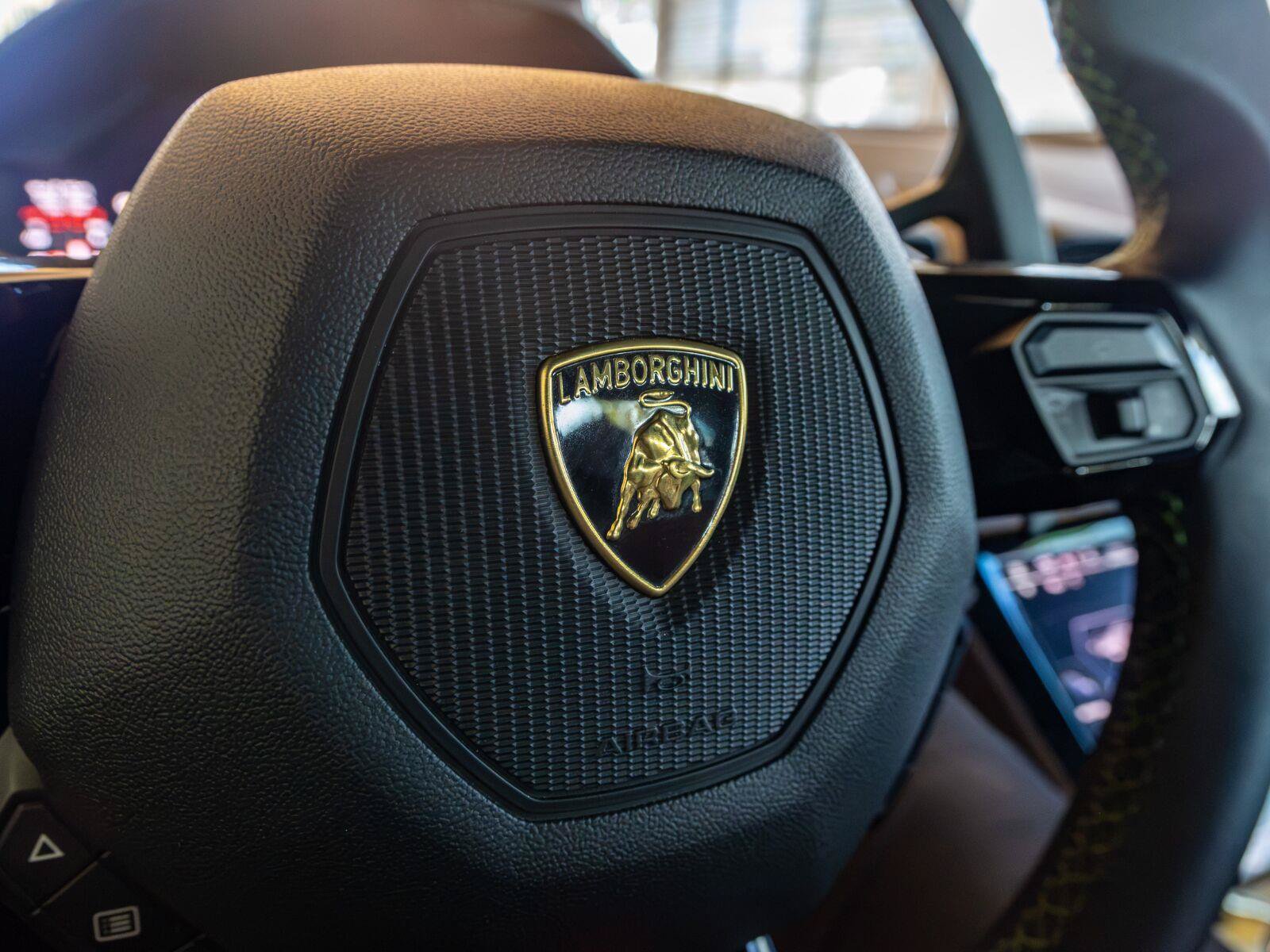 Used 2023 Lamborghini Huracan Tecnica RWD image 34