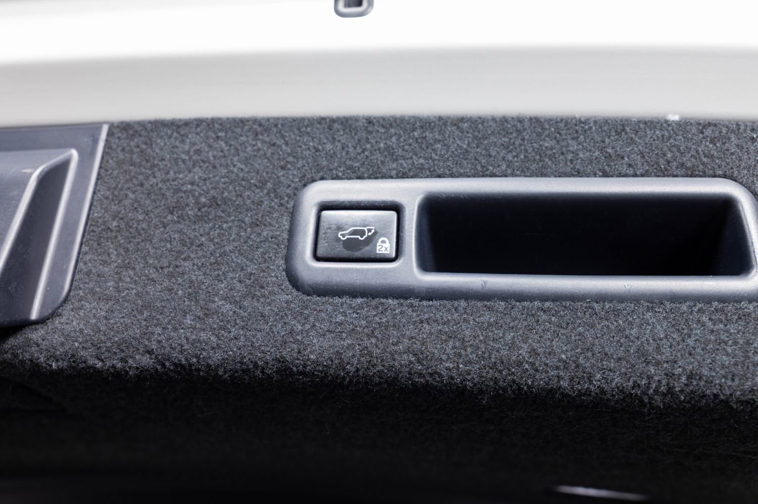 Used 2018 Lexus RX 350L Luxury image 23