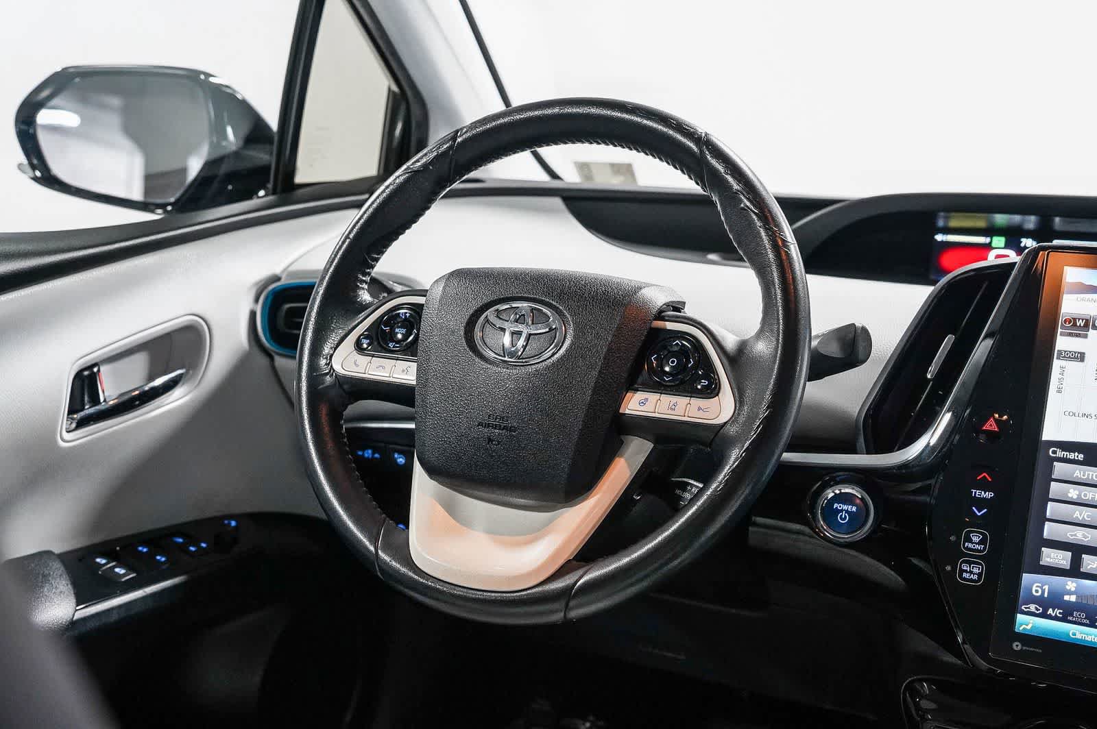 Certified 2018 Toyota Prius Prime Advanced w/ Carpet Mat Package FWD image 16