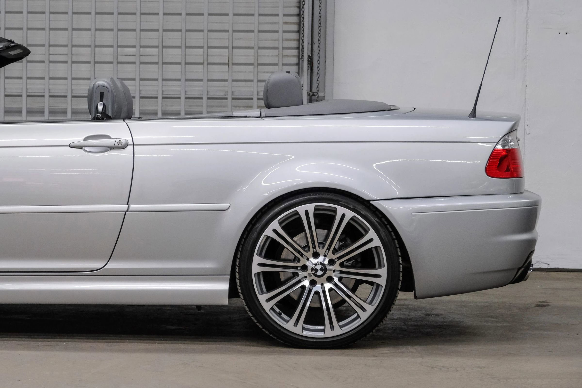 Used 2004 BMW M3 Convertible RWD image 23