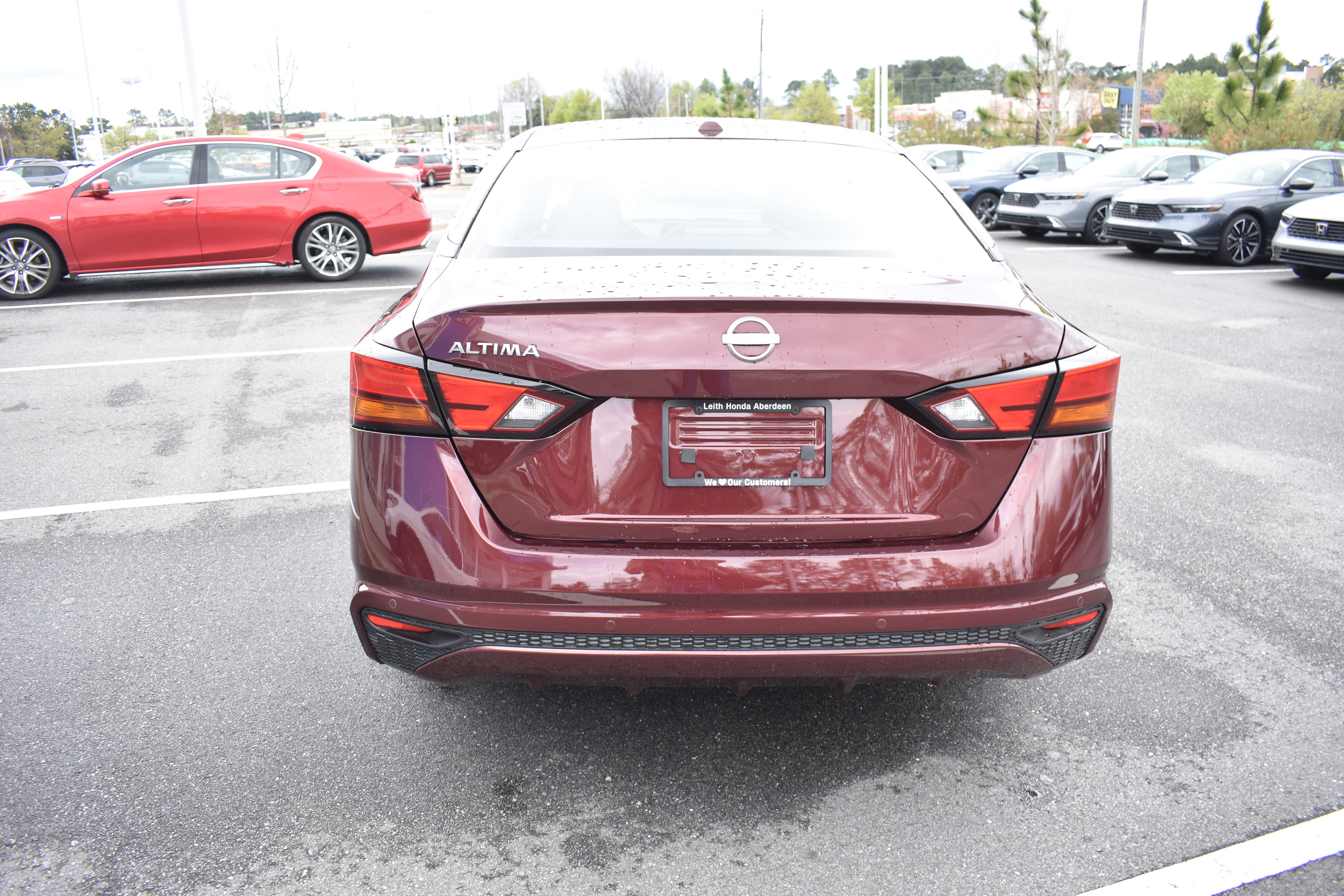 Used 2025 Nissan Altima 2.5 SV image 8