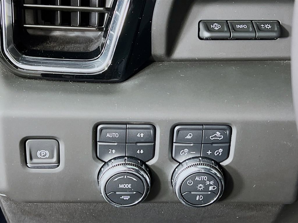 Certified 2025 GMC Sierra 2500 Denali Ultimate image 9