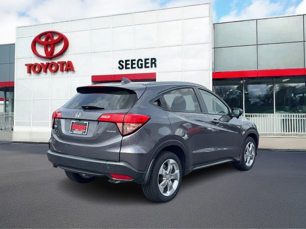 Used 2017 Honda HR-V EX-L image 3
