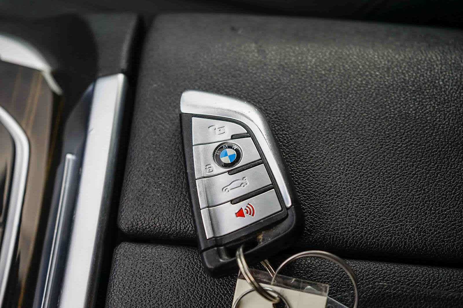 Used 2021 BMW X5 xDrive40i w/ Premium Package 2 AWD/4WD image 25