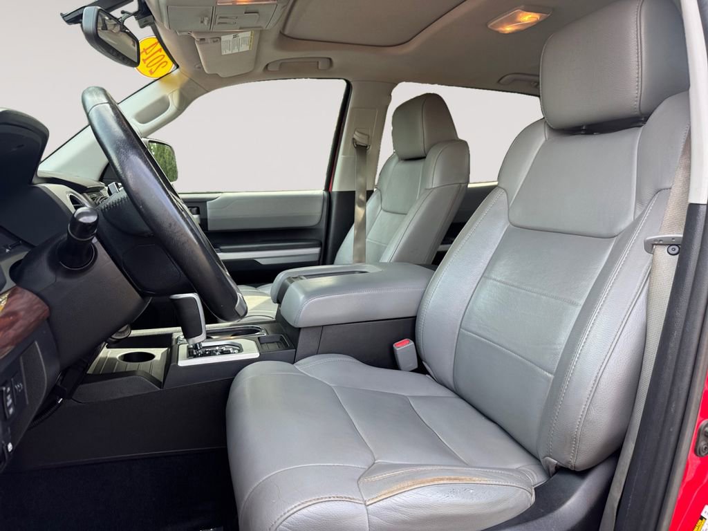 Used 2014 Toyota Tundra Limited w/ Limited Premium Package AWD/4WD image 9