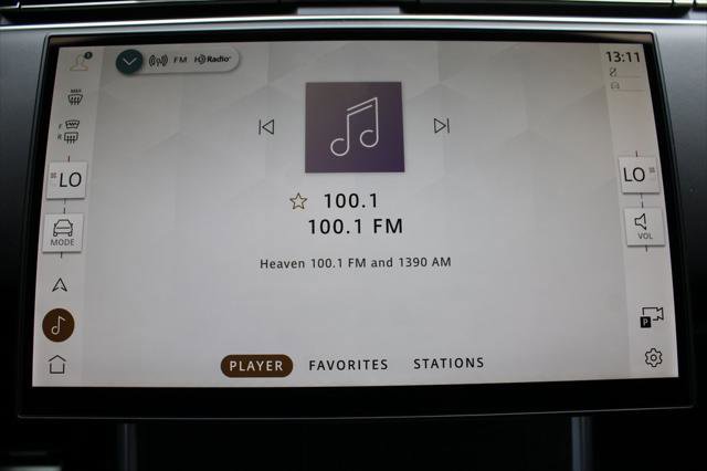 New 2025 Land Rover Range Rover Long Wheelbase SE image 46