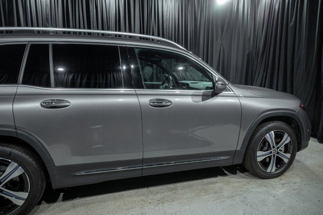 Certified 2023 Mercedes-Benz EQB 350 4MATIC SUV w/ Exclusive Package image 4