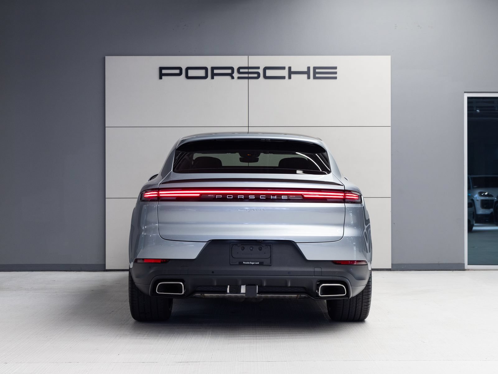 New 2026 Porsche Cayenne Coupe AWD/4WD image 6