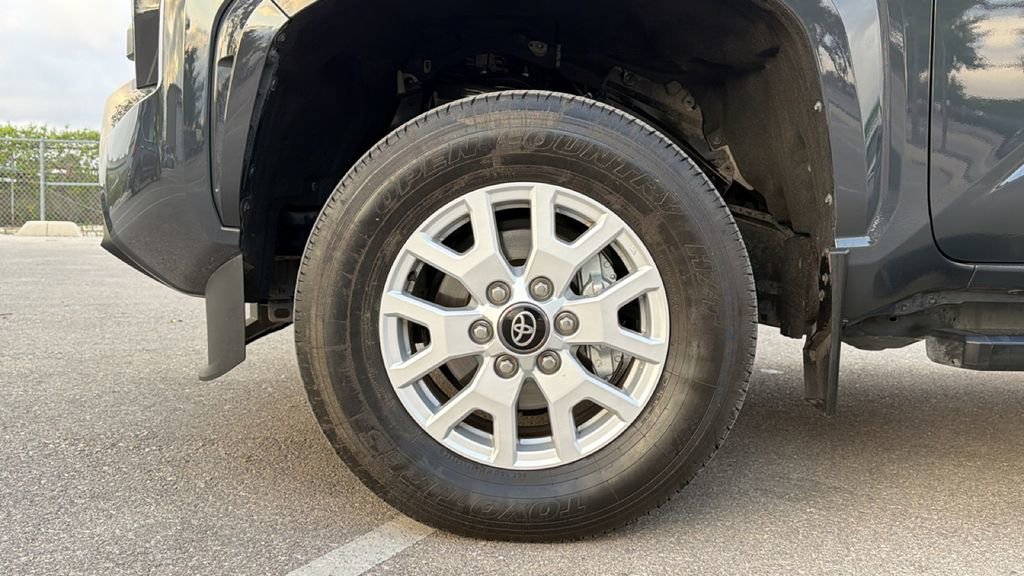 Certified 2024 Toyota Tacoma SR image 12