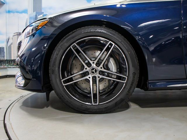 Used 2026 Mercedes-Benz E 450 4MATIC Sedan image 7