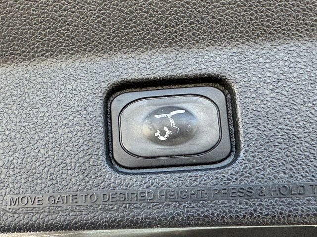 Used 2017 Ford Explorer XLT w/ Equipment Group 202A image 34