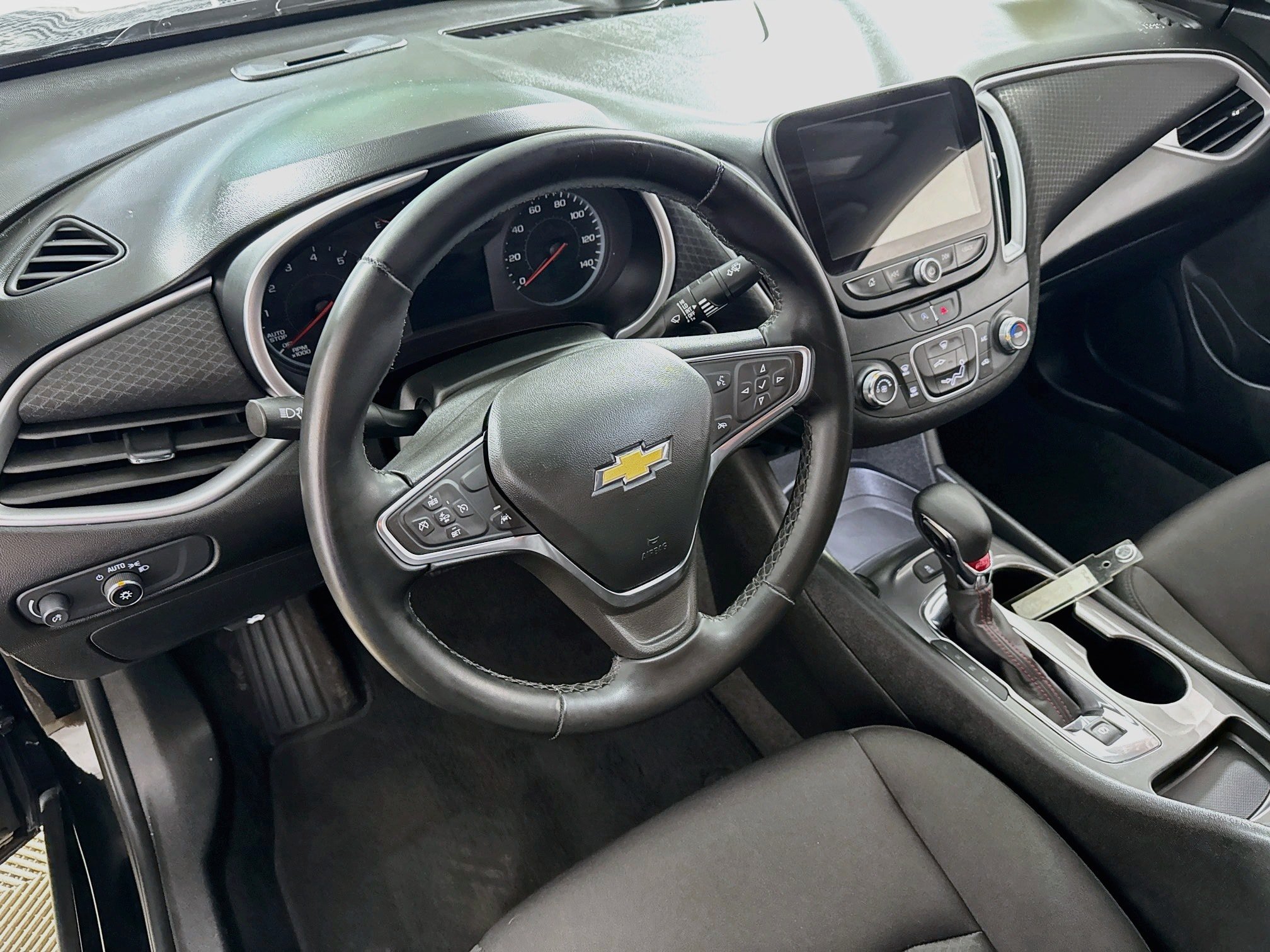 Used 2024 Chevrolet Malibu RS FWD image 11