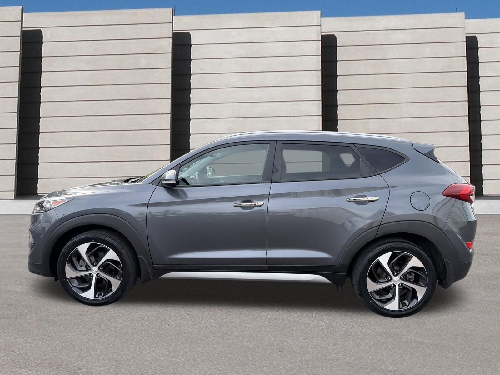 Used 2017 Hyundai Tucson Limited w/ Cargo Package AWD/4WD image 2