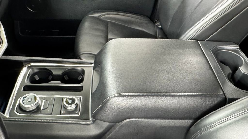 Used 2024 Ford Expedition Max XLT AWD/4WD image 38
