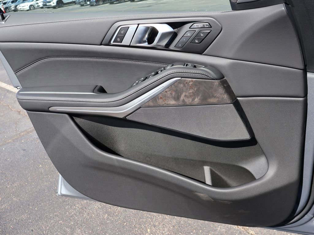 New 2026 BMW X7 xDrive40i w/ Executive Package image 41