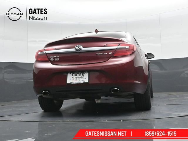 Used 2017 Buick Regal Premium w/ Driver Confidence Package #2 FWD image 33