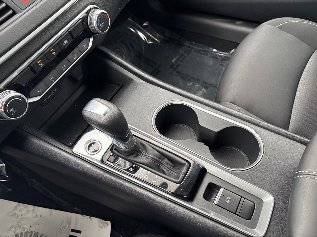 Used 2022 Nissan Altima 2.5 SV image 18