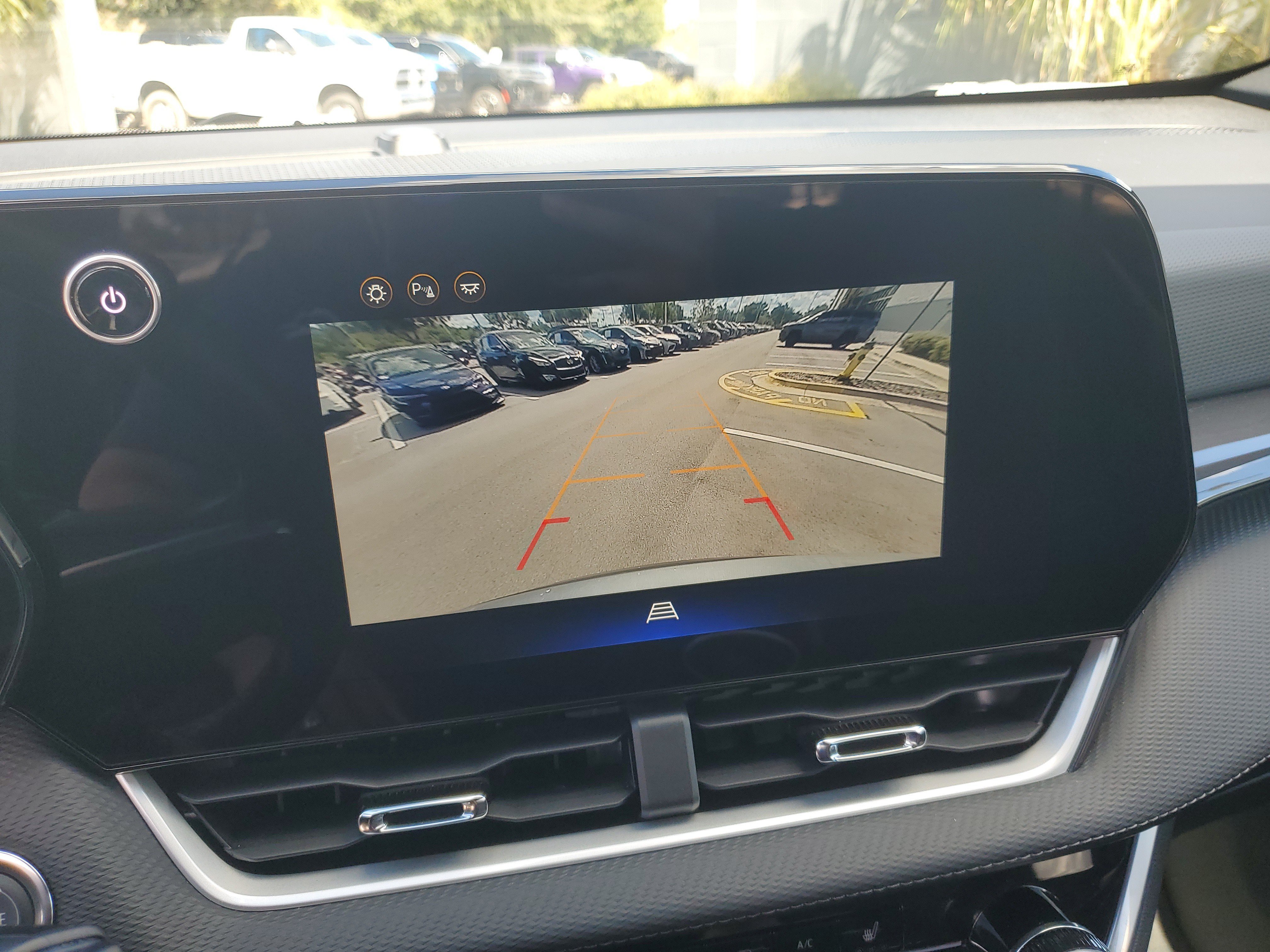 Used 2026 Chevrolet Equinox LT FWD image 21