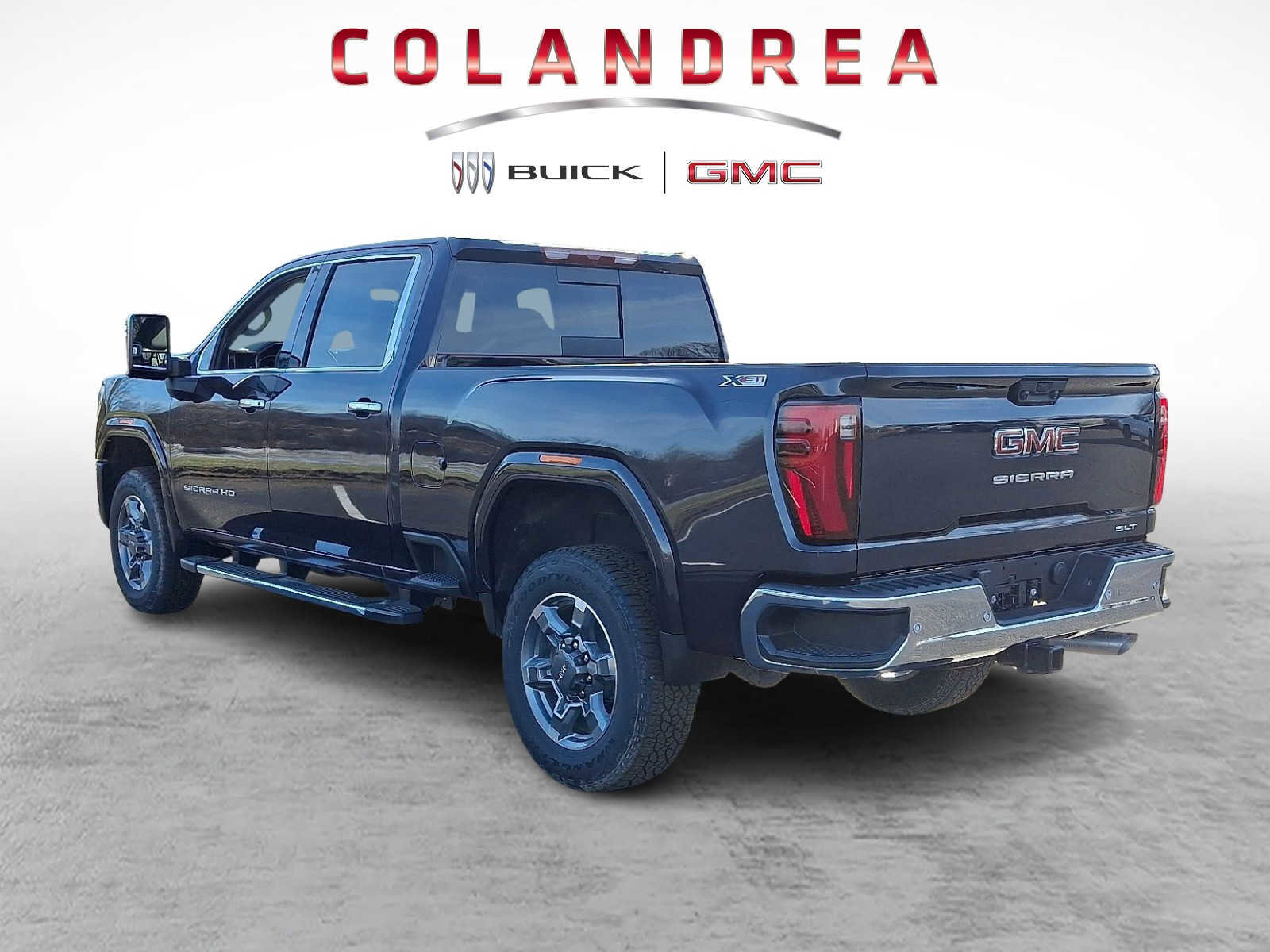 New 2026 GMC Sierra 3500 SLT image 4