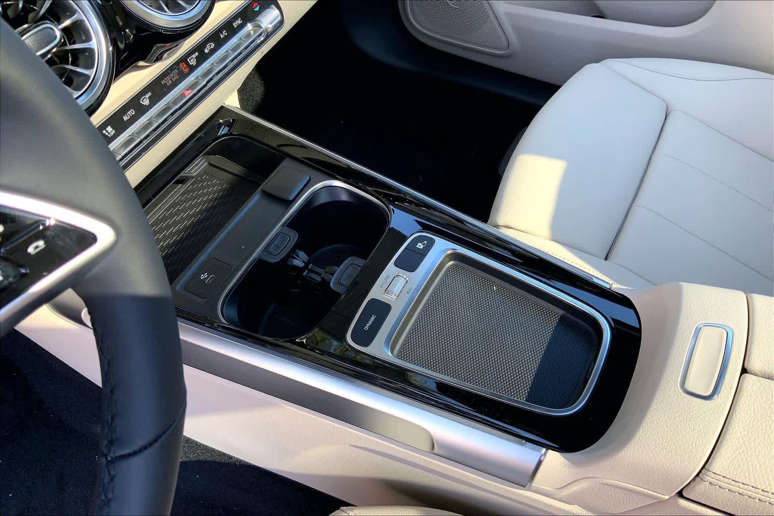 New 2026 Mercedes-Benz GLB 250 4MATIC image 7