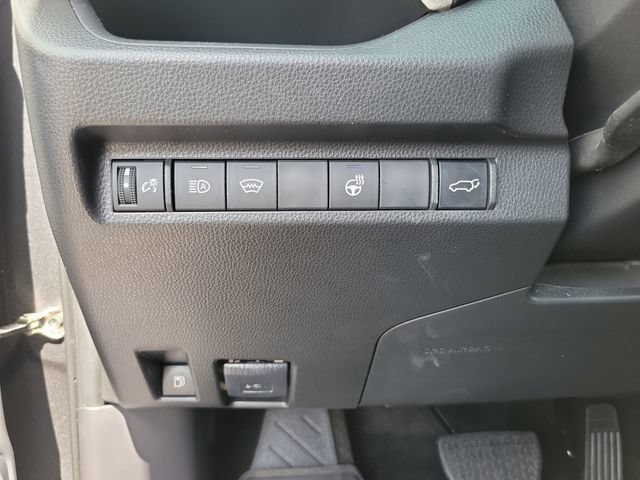 Used 2023 Toyota RAV4 XLE Premium AWD/4WD image 22