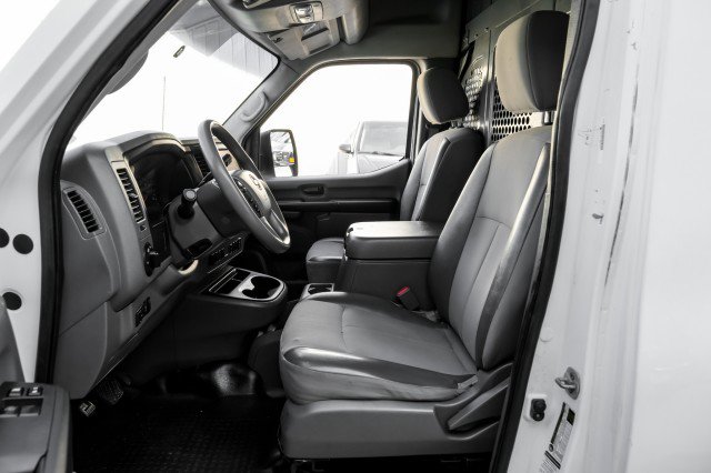 Used 2020 Nissan NV 2500 SV image 25