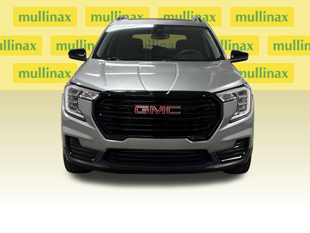 Certified 2023 GMC Terrain SLE w/ Driver Convenience Package image 6