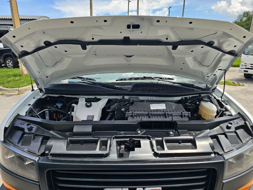 New 2025 GMC Savana 2500 w/ Driver Convenience Package RWD image 16