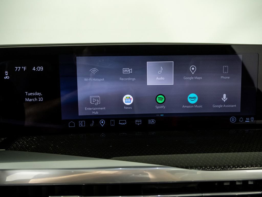 Used 2026 Cadillac Escalade V image 16