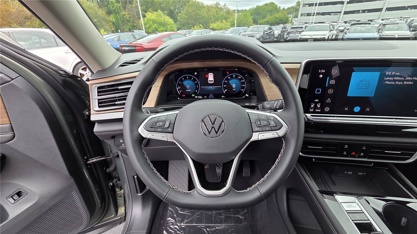 New 2026 Volkswagen Atlas SE AWD/4WD image 16