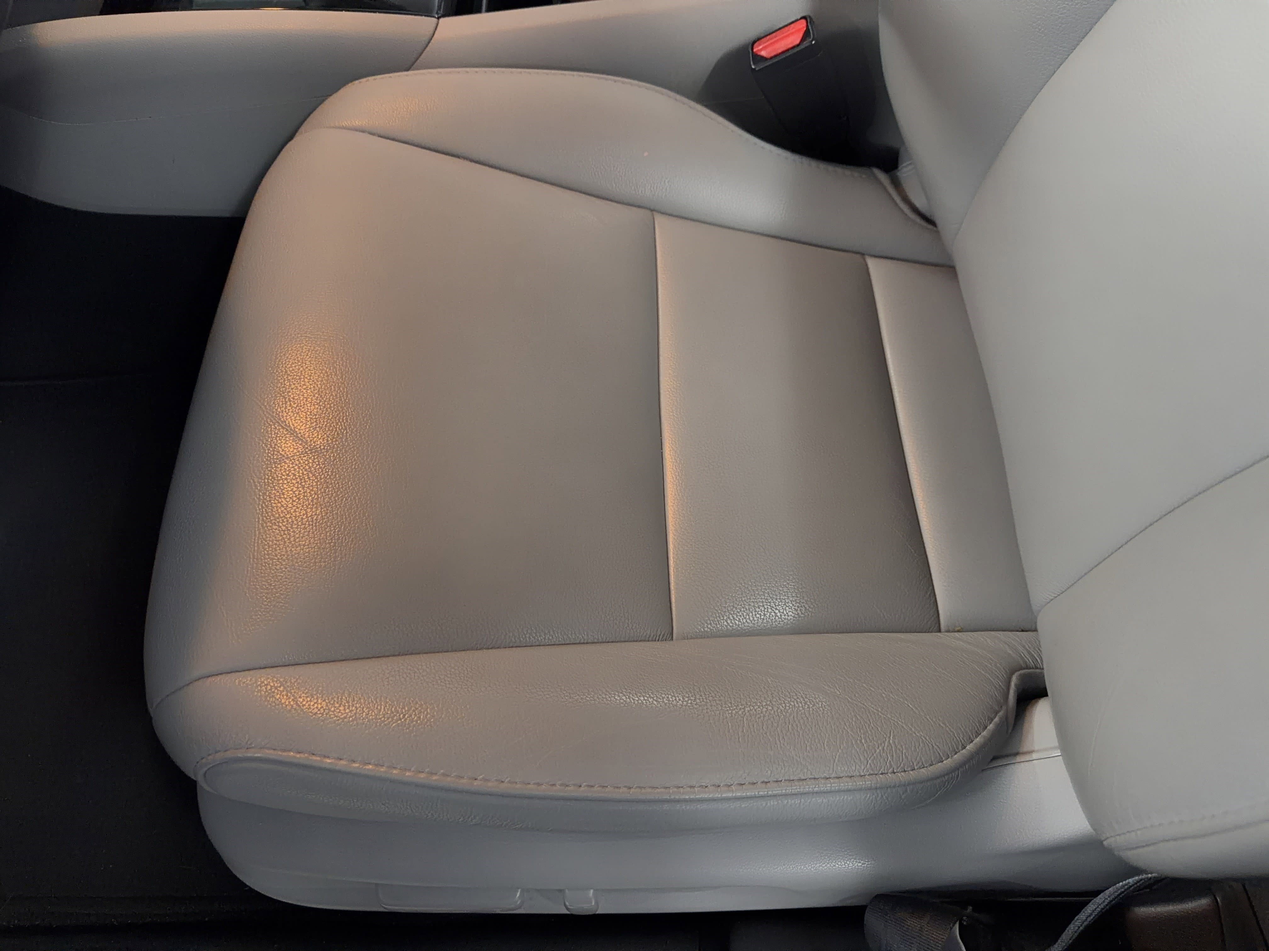 Used 2017 Honda Pilot Touring image 16