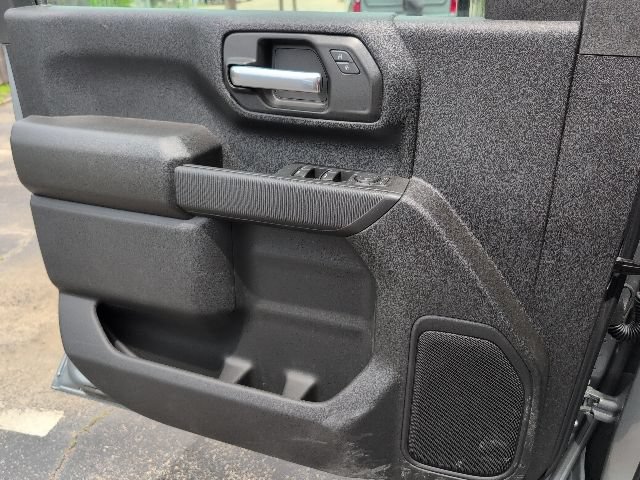 New 2026 Chevrolet Silverado 2500 Custom w/ Custom Value Package AWD/4WD image 14