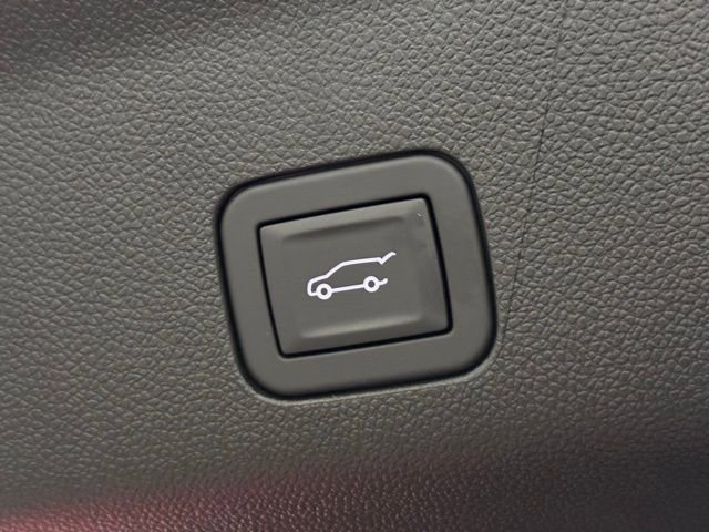 New 2026 GMC Yukon Denali w/ Denali Reserve Package image 15