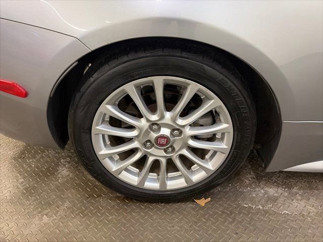 Used 2017 FIAT 124 Spider Classica image 29